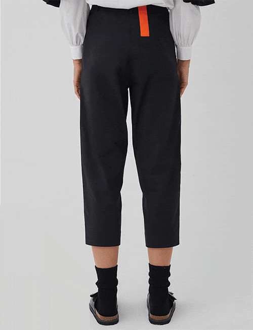 Marilyn’s Couture Stretch Cotton Black Narrow Leg Pant