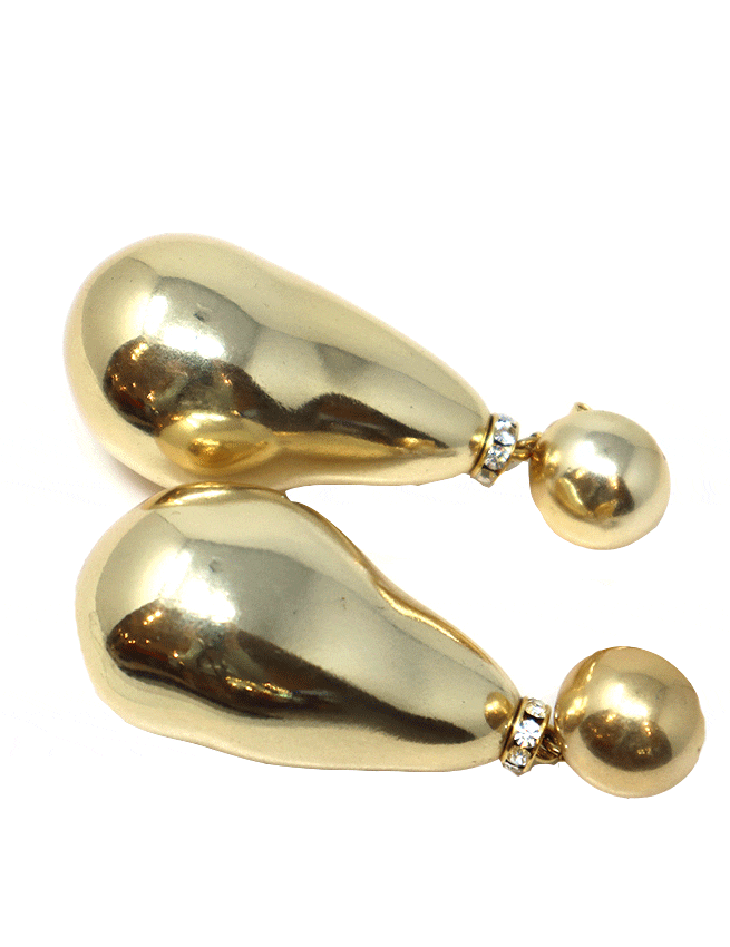 Marilyn’s Italian Reflective Pearl Earrings